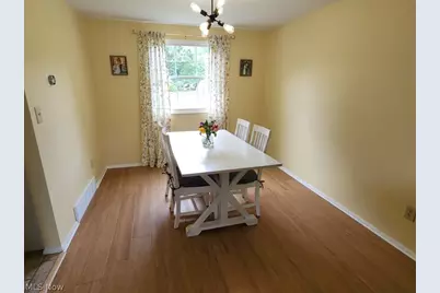 900 Berkshire Drive, Macedonia, OH 44056 - Photo 4
