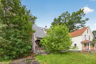 4126 E 142nd St, Loveland, OH 44128 - Photo 2
