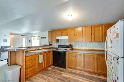 12722 Lisbon Street SE, Paris, OH 44669 - Photo 30