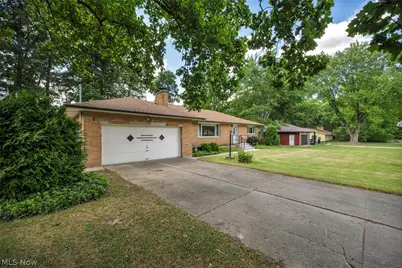 8382 Parkdale Drive, North Royalton, OH 44133 - Photo 32