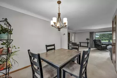 8382 Parkdale Drive, North Royalton, OH 44133 - Photo 10