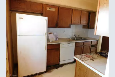 1361 E 28th Street, Ashtabula, OH 44004 - Photo 10