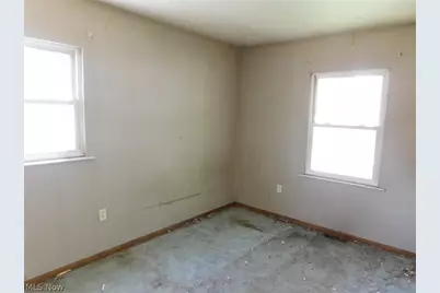 1361 E 28th Street, Ashtabula, OH 44004 - Photo 14