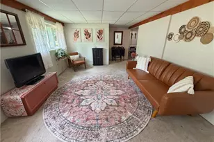 1129 Sunset Dr, East Liverpool, OH 43920 - Photo 6