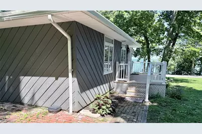 1036 W Lakeshore Drive, Kelleys Island, OH 43438 - Photo 26