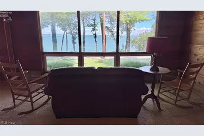 1036 W Lakeshore Drive, Kelleys Island, OH 43438 - Photo 6