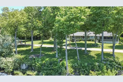 1036 W Lakeshore Drive, Kelleys Island, OH 43438 - Photo 14