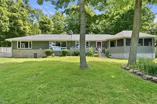 1036 W Lakeshore Dr, Kelleys Island, OH 43438 - Photo 32