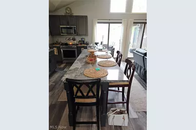 14010 Bennington Boulevard, Middleburg Heights, OH 44130 - Photo 18