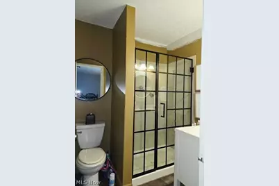 14010 Bennington Boulevard, Middleburg Heights, OH 44130 - Photo 42