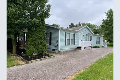 212 Liberty Street, Spencer, OH 44275 - Photo 2