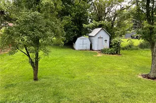 212 Liberty St, Spencer, OH 44275 - Photo 4