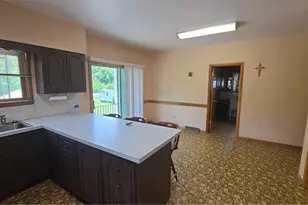 54878 National Rd, Bridgeport, OH 43912 - Photo 12
