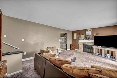 12880 Sunset Circle NW, Uniontown, OH 44685 - Photo 10