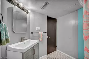 12880 Sunset Cir NW, Uniontown, OH 44685 - Photo 24
