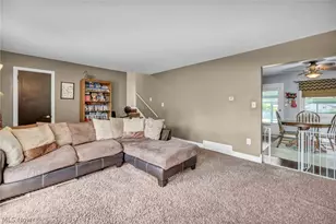 12880 Sunset Cir NW, Uniontown, OH 44685 - Photo 12