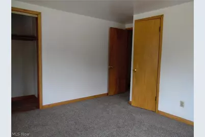 210 Clara Court, Louisville, OH 44641 - Photo 10