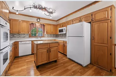 8564 Squires Lane NE, Warren, OH 44484 - Photo 12