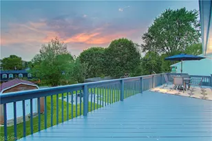 1222 Valley Dr, North Canton, OH 44720 - Photo 30
