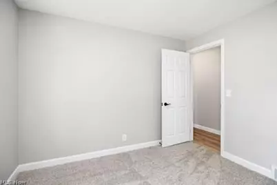 2805 Glencoe, Akron, OH 44319 - Photo 24