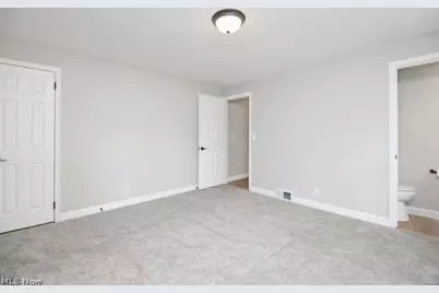 2805 Glencoe, Akron, OH 44319 - Photo 20