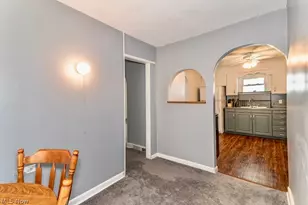 979 Mohegan Trl, Willoughby, OH 44094 - Photo 16