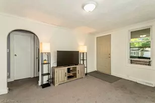 979 Mohegan Trl, Willoughby, OH 44094 - Photo 8
