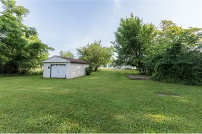 1730 W 20th Street, Lorain, OH 44052 - Photo 36