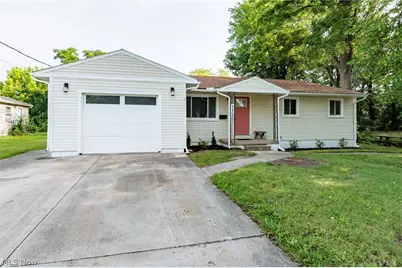 1730 W 20th Street, Lorain, OH 44052 - Photo 2