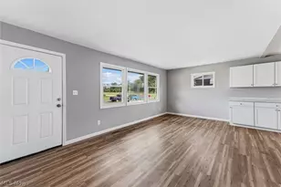 4410 Andover Ave, Lorain, OH 44055 - Photo 10
