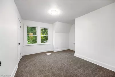 375 S Firestone Boulevard, Akron, OH 44301 - Photo 22