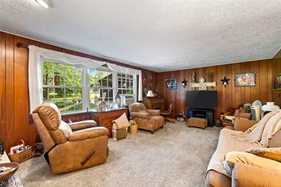 2560 Kenyon Avenue NW, Massillon, OH 44647 - Photo 4