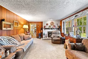 2560 Kenyon Ave NW, Massillon, OH 44647 - Photo 6