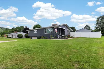 21861 Valley View Drive, West Lafayette, OH 43845 - Photo 4