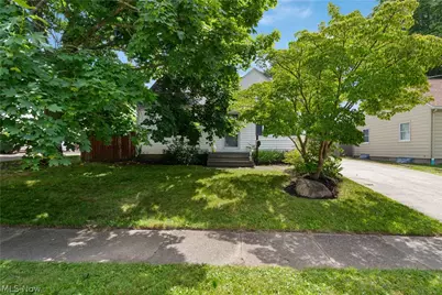 1513 10th Street, Cuyahoga Falls, OH 44221 - Photo 2