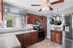 1513 10th St, Cuyahoga Falls, OH 44221 - Photo 6
