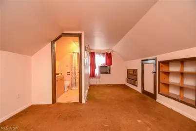 755 Lake Drive, Youngstown, OH 44511 - Photo 22