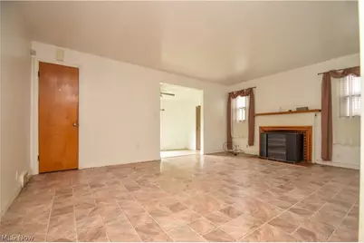 755 Lake Drive, Youngstown, OH 44511 - Photo 30