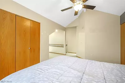 593 Meredith Lane, Cuyahoga Falls, OH 44223 - Photo 16