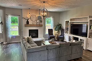 5670 W Long Ridge Dr, Green Hills, OH 44131 - Photo 6
