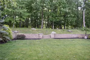 5670 W Long Ridge Dr, Green Hills, OH 44131 - Photo 44