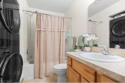 2002 Stoney Run Circle, Grandview Heights, OH 44147 - Photo 18