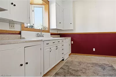 201 E Wilson Avenue, Girard, OH 44420 - Photo 12