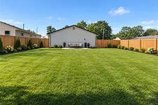 362 Brace Ave, Elyria, OH 44035 - Photo 4