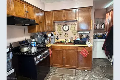 362 Brace Avenue, Elyria, OH 44035 - Photo 4