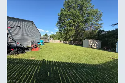 362 Brace Avenue, Elyria, OH 44035 - Photo 14