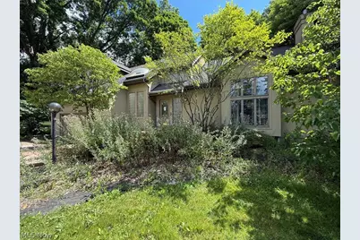 5755 Logan Arms Drive, Girard, OH 44420 - Photo 1