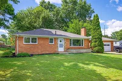 1410 48th Street NW, Canton, OH 44709 - Photo 2