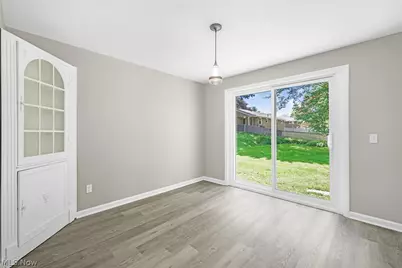 1410 48th Street NW, Canton, OH 44709 - Photo 8