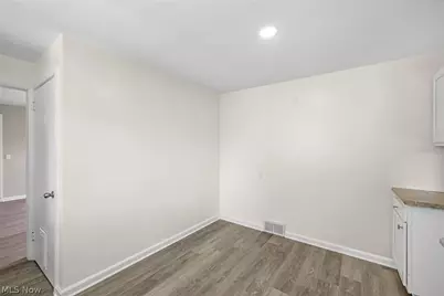 1410 48th Street NW, Canton, OH 44709 - Photo 12
